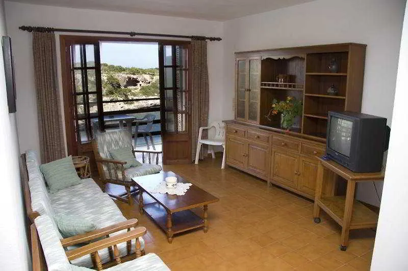Apartamentos Llevant Cala Figuera
