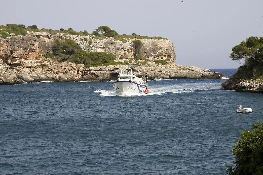 Apartamentos Llevant Cala Figuera  Apartment
